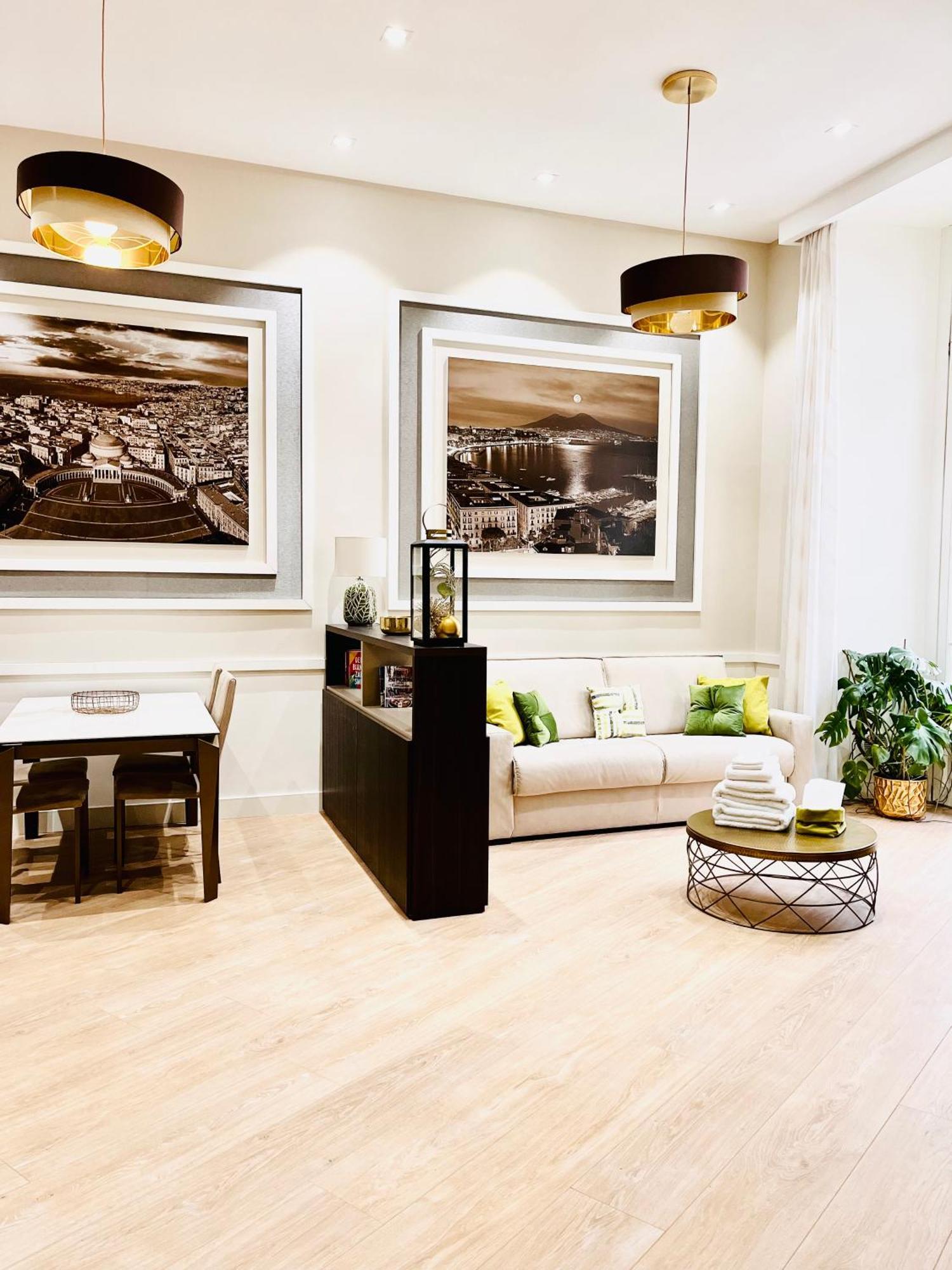 Piazza Luxury Nel Cuore Di * Naples